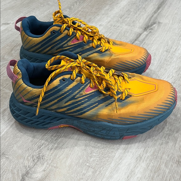 Hoka One One Speedgoat 4 Trail Running Shoes Sneakers Womens 7.5 Hiking Gorpcore - Picture 3 of 11